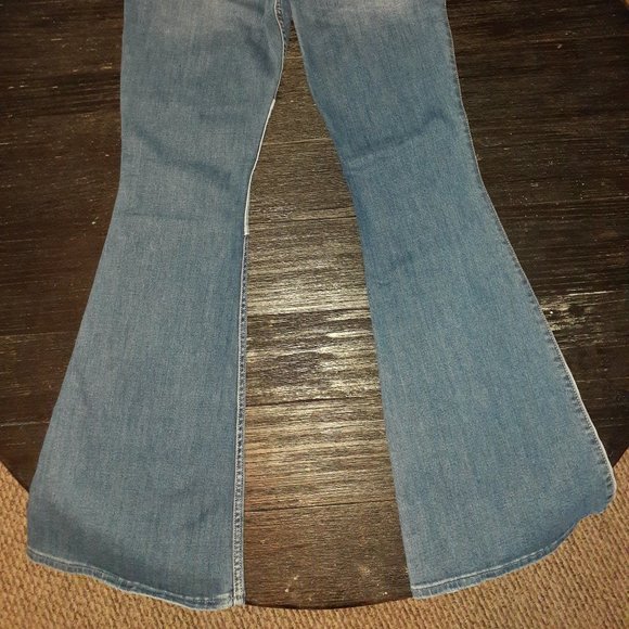 Hollister Two Toned Jeans - Picture 5 of 8